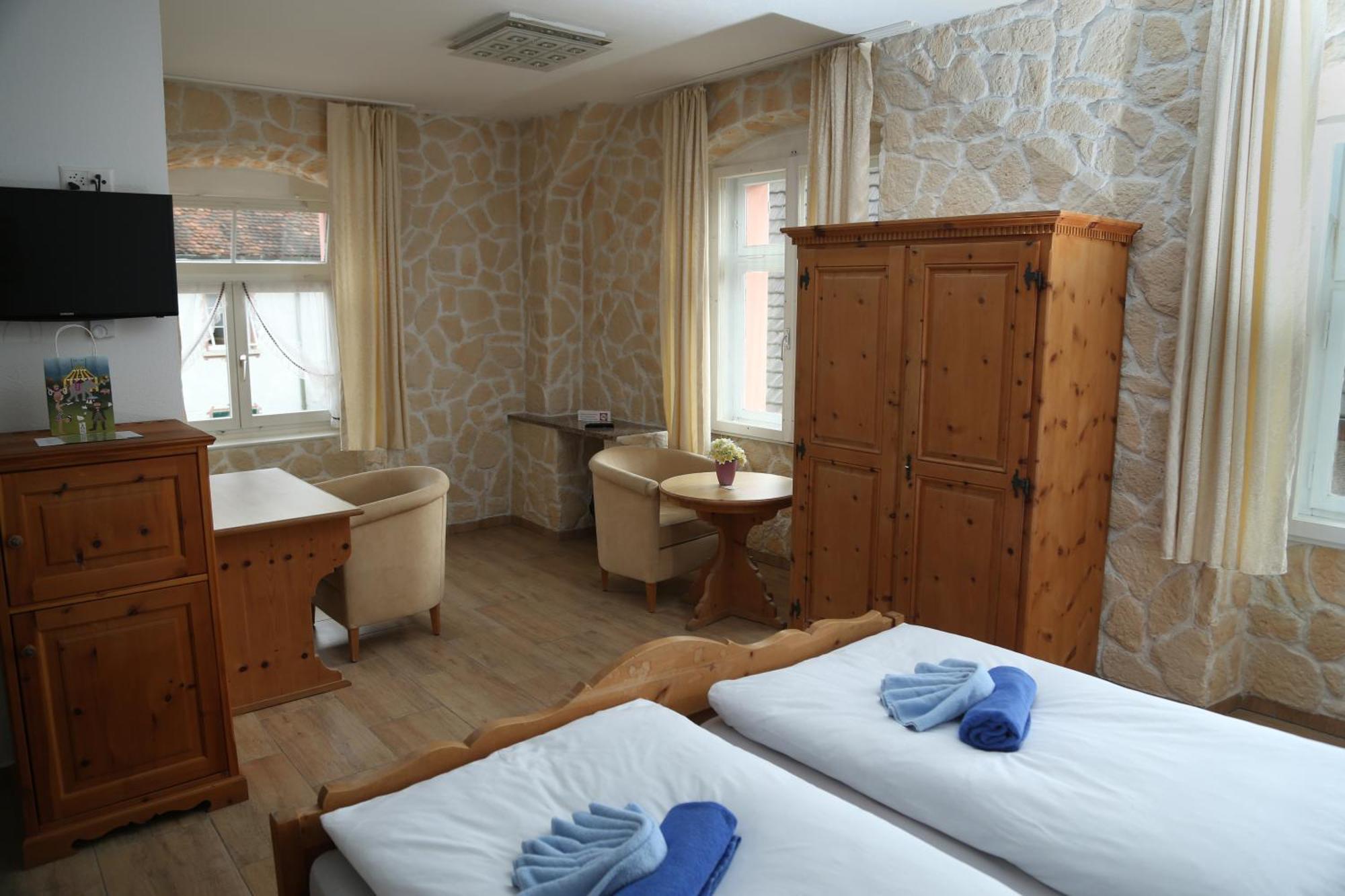 Gasthof Adler Frick Habitación foto